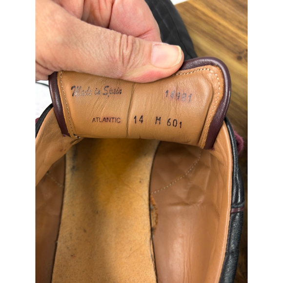 Men's Mezlan Black Quilted Leather Sneakers with Burgundy Laces, Size 14 - Picture 15 of 15